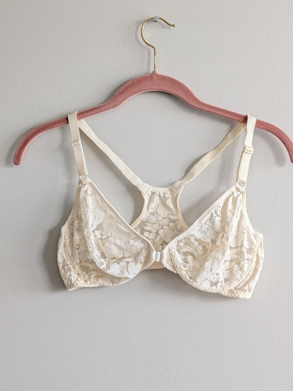 Vintage Victoria's Secret Gold Tag Lace Bra 36C Sheer Ivory Racerback Front Open